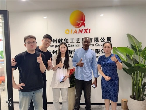 Customer Visit Strengthens Communication On Custom License Plate Frame Solutions